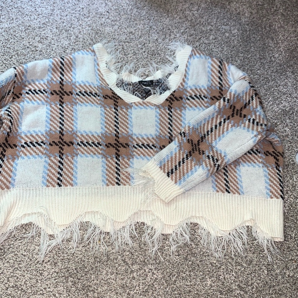 Rue 21 Distressed Sweater Crop Top NEW WITH HALF A TAG